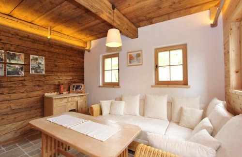 Sankt Johann in Tirol Ski Chalet | Chalet in Tyrol on St Johanns Ski Slope