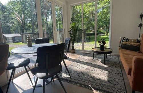 Beekbergen-Zuid Ski Chalet | Chalet in Veluwe near Scenic Trails