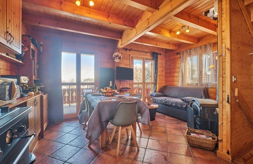 La Joue du Loup Ski Chalet | CHALET INDIVIDUEL Sylvaine ski resort mountain La Joue du Loup Hautes Alpes