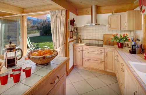 Saint-Jean-de-Sixt Ski Chalet | Chalet J'Elage - OVO Network