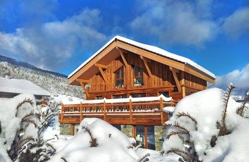 Les Allues Ski Chalet | Chalet KAWA, 200sqm with hammam