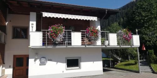 Gortipohl Ski Chalet | Chalet Landhaus Einsiedler