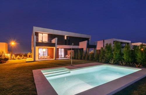 Ayamonte Ski Chalet | Chalet Las Marismas 8 - Playa de los Haraganes HCHM8P00