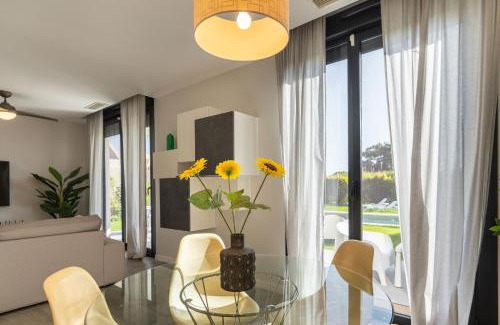 Ayamonte Ski Chalet | Chalet Las Marismas - Playa de los Haraganes HCHM3P00