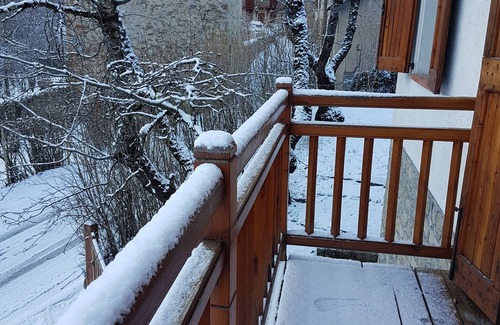 Colmars Ski Chalet | CHALET LE CHEVREUIL warm family atmosphere