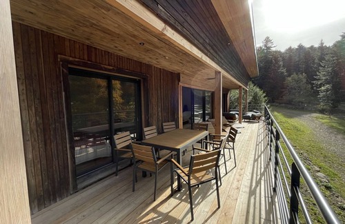 Laveissiere Ski Chalet | Chalet Le Lioran, 4 bedrooms, 8 persons