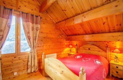 Nevache Ski Chalet | Chalet Le Mélézin hameau des Chazals Nevache Hautes Alpes