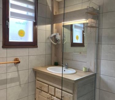 Nans-sous-Sainte-Anne House | Chalet le Miroir du Lison Franche Comte