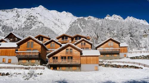 Vaujany Ski Chalet | Chalet Le Refuge