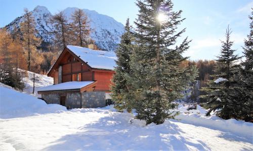 Montgenevre Ski Chalet | Chalet le Soleil