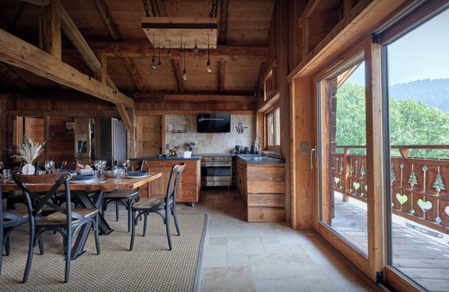 La Giettaz Ski Chalet | Chalet Marijulo - Stylish property with hot tub and terrace - OVO Network