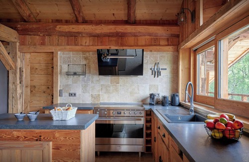 La Giettaz Ski Chalet | Chalet Marijulo - Stylish property with hot tub and terrace - OVO Network