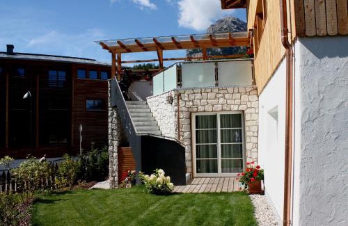 La Villa Ski Chalet | Chalet Mi Amur