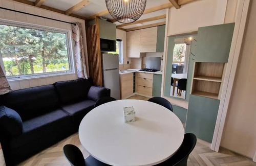 Mandelieu-La-Napoule Ski Chalet | Chalet Mimosa 2 Schlafzimmer 4 Personen