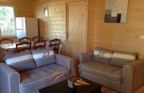 Porticcio Cottage | CHALET MIMOSA - 6 PEOPLE - 3 BEDROOMS and 2 BATHROOMS