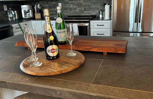 Ellicottville Ski Chalet | Chalet MoNARCH NewLuxury 3bd 3 bath