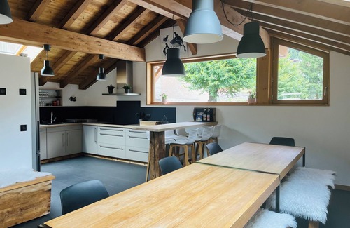 Champagny-en-Vanoise Ski Chalet | Chalet Multifamilial-Mountain View