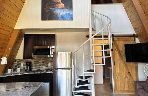 Oak Creek Ski Chalet | Chalet near Trails and Sedona's iconic Red Rocks