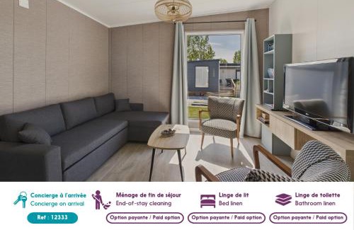 Saint-Gilles-Croix-de-Vie Ski Chalet | Chalet neuf pour 6 avec piscine chauffée à l'année