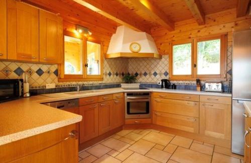 La Cote-d'Arbroz Ski Chalet | Chalet Nicole
