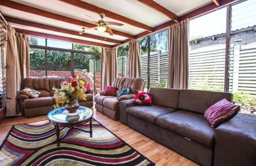 Greater Johannesburg Metropolitan Area Ski Chalet | Chalet no. 2 Petunia
