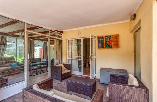 Greater Johannesburg Metropolitan Area Ski Chalet | Chalet no. 2 Petunia