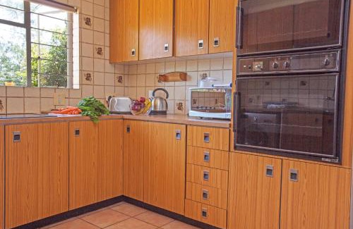 Greater Johannesburg Metropolitan Area Ski Chalet | Chalet no. 2 Petunia