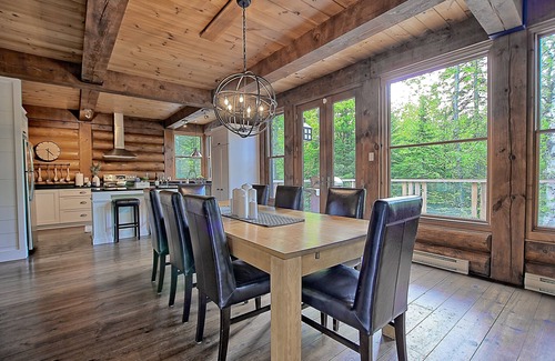 Lac Superieur Village Ski Chalet | Chalet Nordic