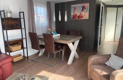 Serooskerke Apartment | Chalet Oceanside Zeeland