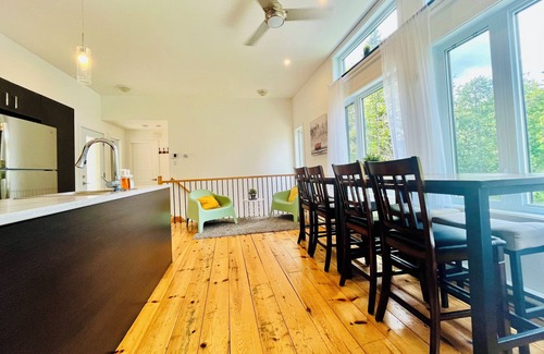 Notre-Dame-de-la-Merci Ski Chalet | Chalet Olac, waterfront and spa