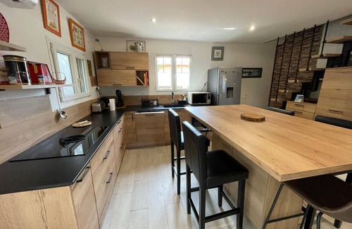 Gujan-Mestras Ski Chalet | Chalet on the Bay of Arcachon Khélus