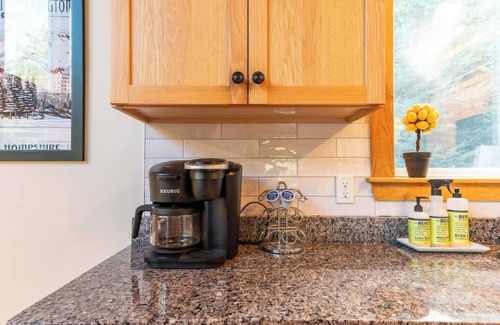 Birchview by the Saco House | Chalet on the Hillside | Hot Tub | Fire Pit | Pet Friendly