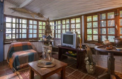 Siriu House | CHALET ON THE SIRIU RIVER'S BEACH