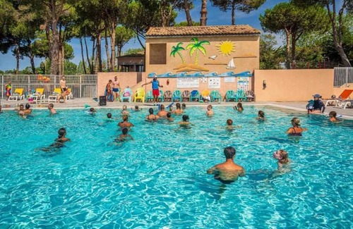 Serignan Ski Chalet | Chalet - Parc aquatique - ccahffc