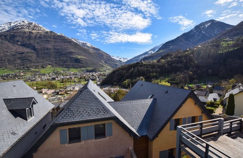 Luz-Saint-Sauveur Ski Chalet | Chalet Pic du Midi at the foot of the mythical Tourmalet