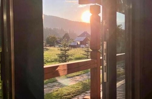 Mykulychyn Ski Chalet | Chalet PidStromom