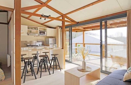 Martigues Ski Chalet | Chalet - Piscine - ccafeih