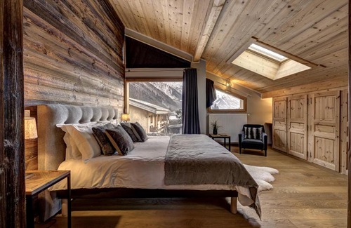 Chamonix City Centre Ski Chalet | Chalet Planards 1