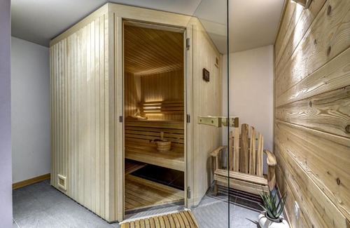 Chamonix City Centre Ski Chalet | Chalet Planards 1