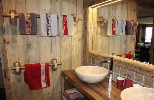 Les Brevieres Apartment | Chalet Pomme de Pin