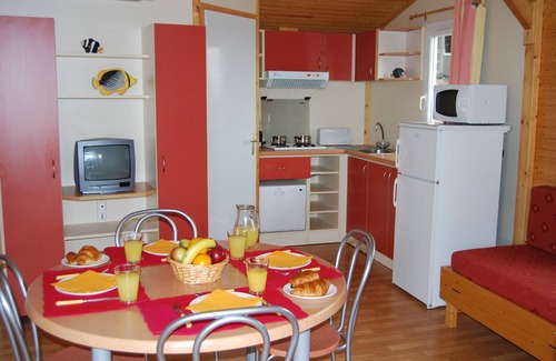 Agde Cabin | Chalet pour 6 proche Commerces et Plage