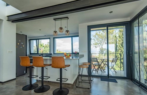 Salobrena Ski Chalet | Chalet Reformado con Vistas al mar y Montañas
