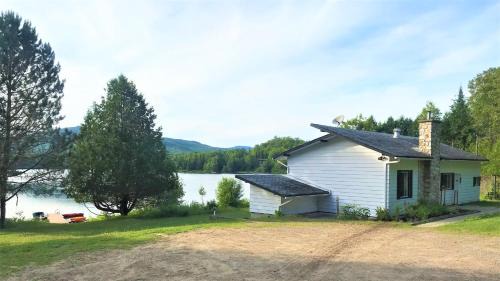 Lac-Superieur Ski Chalet | Chalet Riverain CRDS Tremblant