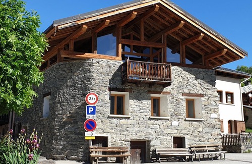 Saint-Marcel Ski Chalet | Chalet Saint Louis Peclet, luxury in the heart of the 3 Valleys