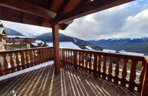 Vallandry Ski Chalet | Chalet savoyard de luxe avec cheminée, hammam, WiFi et parking à Vallandry - FR-1-411-664