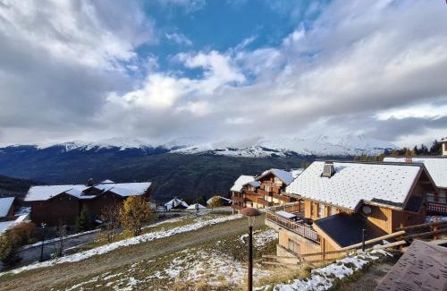 Vallandry Ski Chalet | Chalet savoyard de luxe avec cheminée, hammam, WiFi et parking à Vallandry - FR-1-411-664