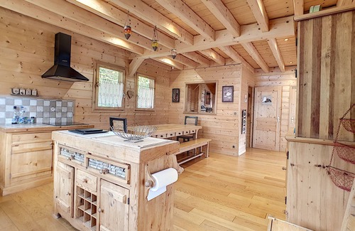 Puy-Saint-Vincent Ski Chalet | Chalet Schmoés - Chalet at the foot of the slopes "Les Schmoés" - Puy Saint Vincent