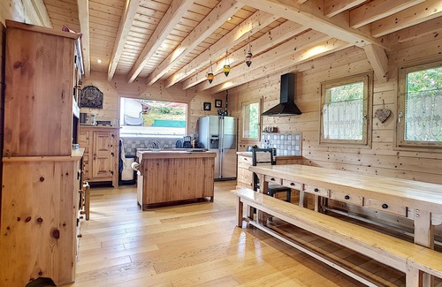 Puy-Saint-Vincent Ski Chalet | Chalet Schmoés - Chalet at the foot of the slopes "Les Schmoés" - Puy Saint Vincent