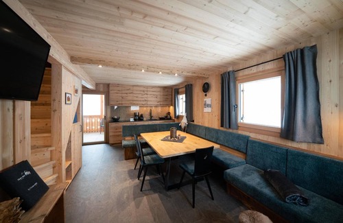Compaccio Ski Chalet | Chalet 'Silvesterhütte' with Mountain View, Private Terrace and Wi-Fi