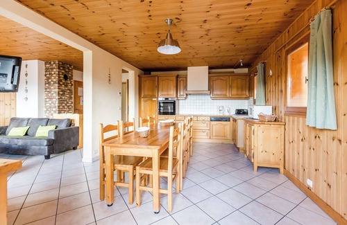 Montchavin Ski Chalet | Chalet sleeps 20 Skis-on, Historic Village of Montchavin (LA PLAGNE)
